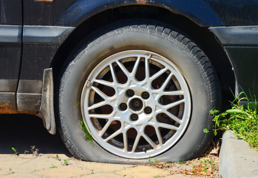 دلایل اصلی خرابی لاستیک خودرو | راه‌های پیشگیری و افزایش عمر لاستیک